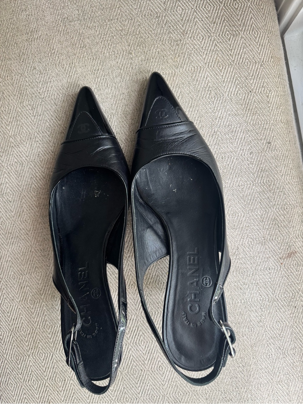 CHANEL Black Leather Pointed Slingback heels - Picture 10 of 14